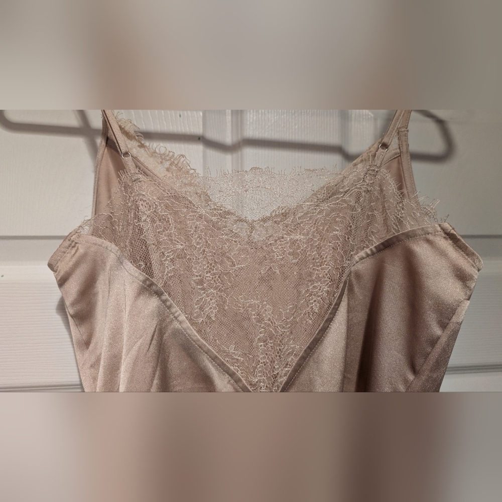 Abercrombie & Fitch NWT $45 Women's Tan Satin Bodysuit Size XS NEW - Picture 7 of 13